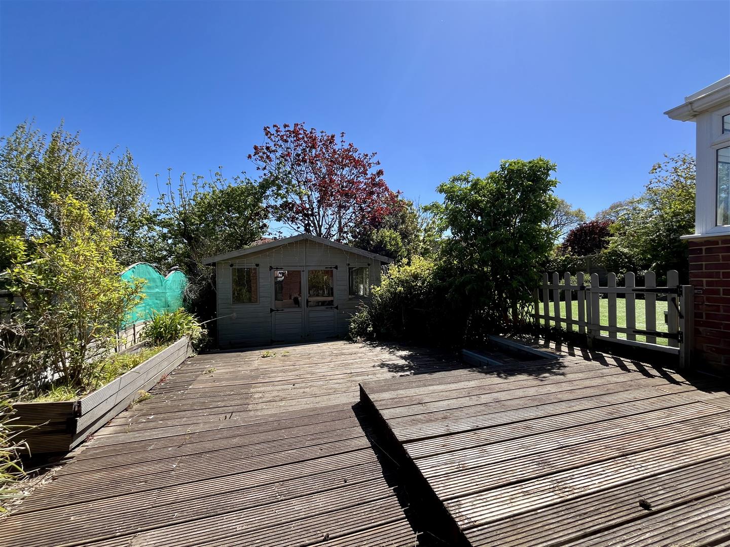 Meadow Way, Fairlight